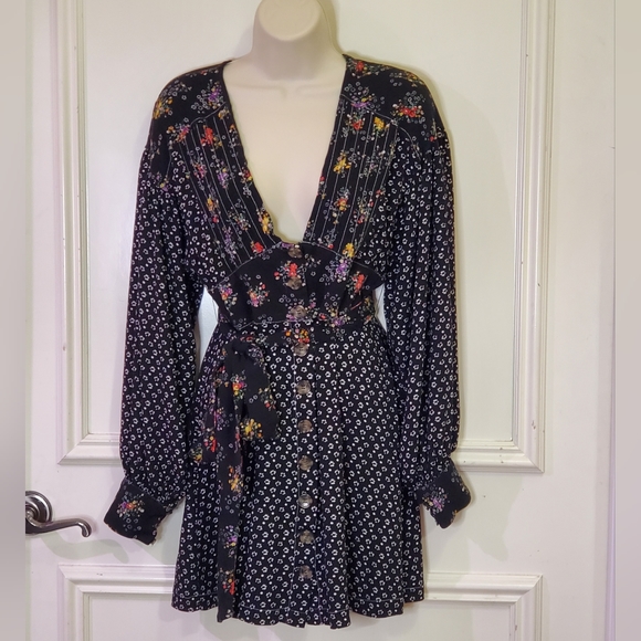 Free People Wonderland Black Multi-Color Floral Long Sleeve Mini Dress - Picture 15 of 16